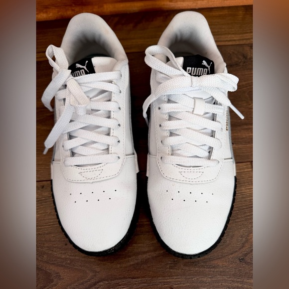 PUMA Women's Carina 2.0 Gradient Sneaker 7.5 with box - Picture 5 of 13